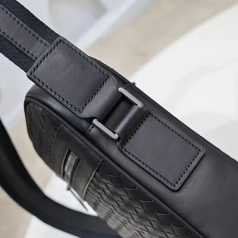 All categories 💚 Top version men’s bags 💚 BV 2024 new BV crossbody bag